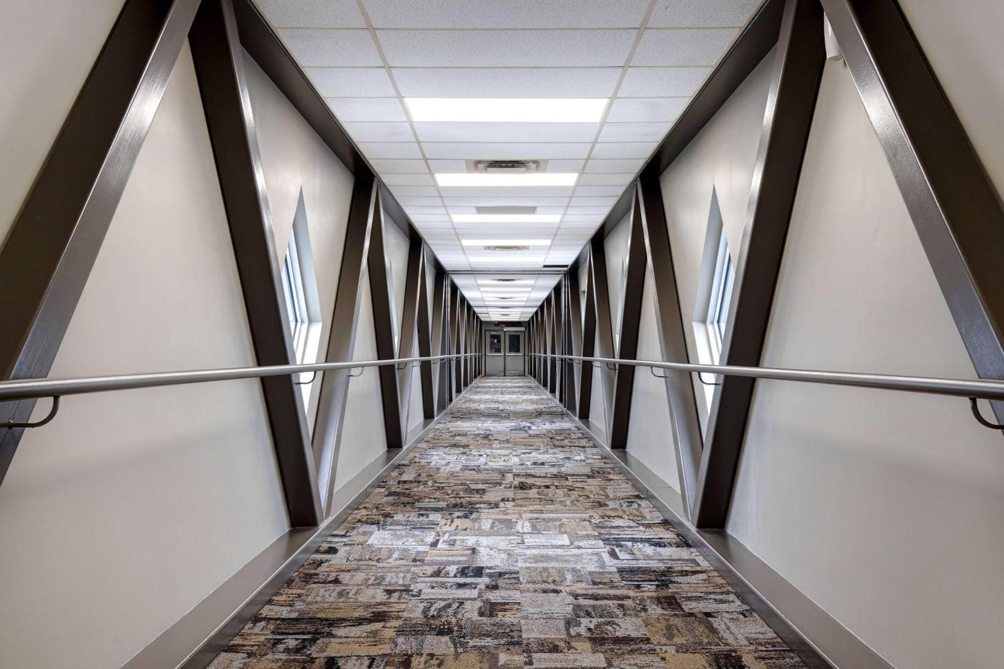 Days Inn & Conference Centre By Wyndham Prince Albert Εξωτερικό φωτογραφία