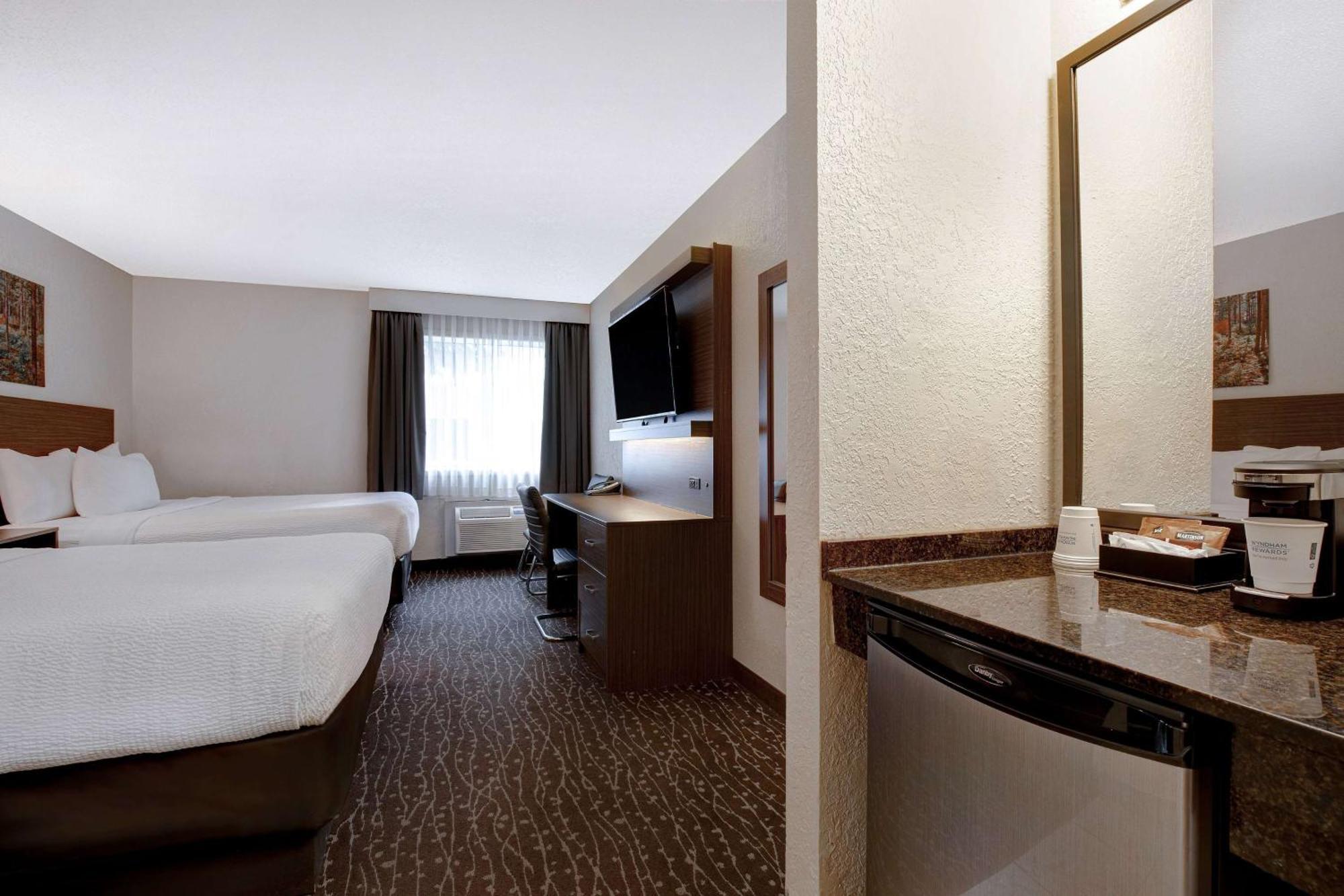 Days Inn & Conference Centre By Wyndham Prince Albert Εξωτερικό φωτογραφία