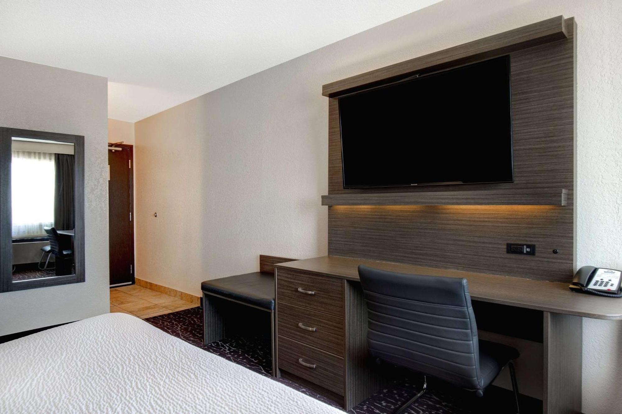 Days Inn & Conference Centre By Wyndham Prince Albert Εξωτερικό φωτογραφία